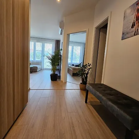2 Apartment, New Building, Bosakova Street, 49 * براتسيلافا
